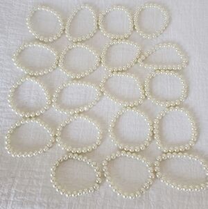 Lot of 19 Elegant Pearl Beaded Stretchy Bracelets
